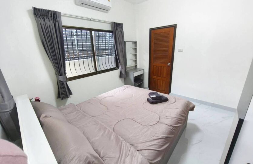 Royal Park Village rent Pattaya 4-bed