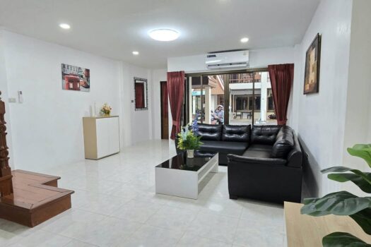Corrib Village Pattaya Townhouse for Rent