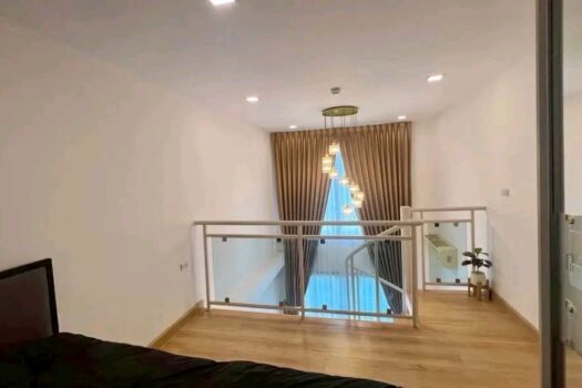 Modern Duplex Condo with Loft Bedroom in Laguna Beach Resort 2.