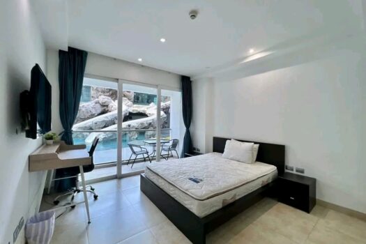 Centara Avenue Residence Pattaya | Pool View Apartment for Rent
