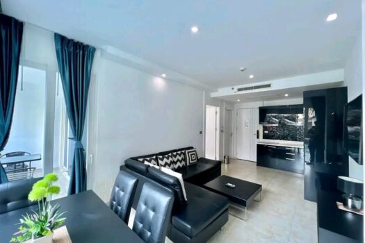 Centara Avenue Residence Pattaya | Pool View Apartment for Rent
