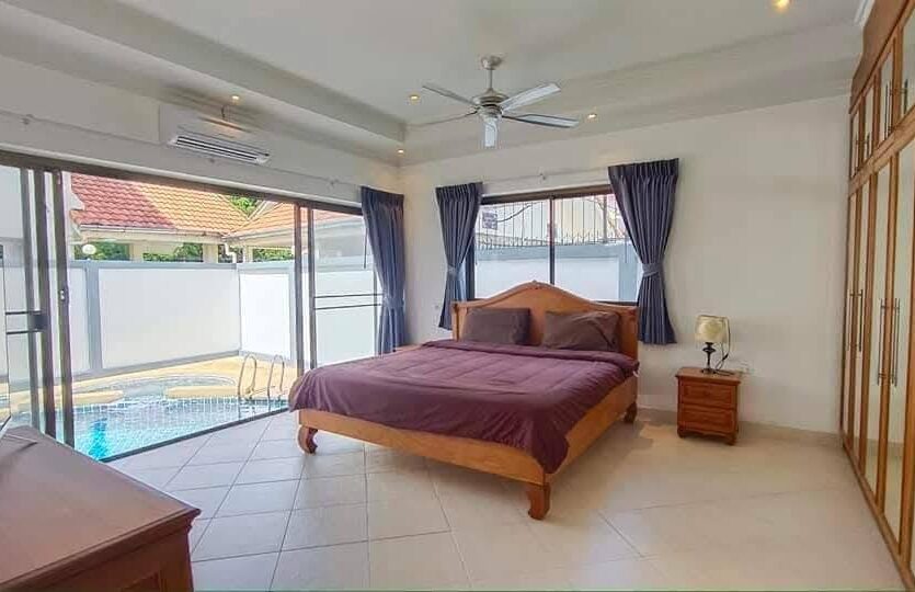 Pool villa for rent in Pattaya
