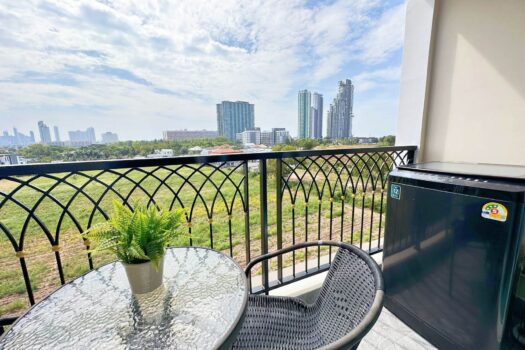 DUSIT GRAND PARK 2 – SPACIOUS 2-BEDROOM CONDO