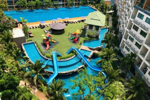 Laguna Beach Resort 2 Jomtien – Pool View Apartment