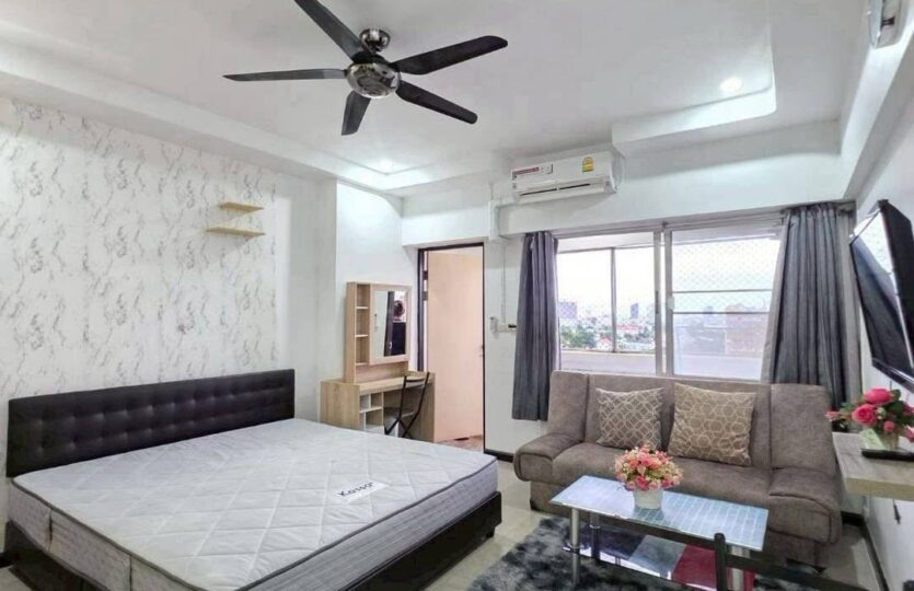 Keha Thepprasit Condo