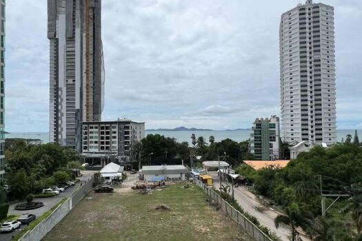 Riviera Wongamat – Luxury 2 Bedroom