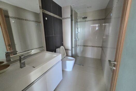 1 Bedroom Condo for Sale Wongamat | Club Royal Pattaya