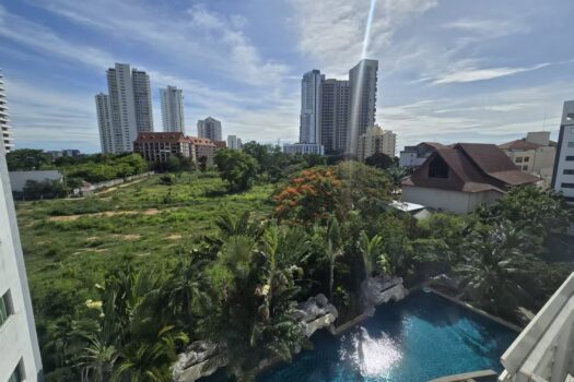 1 Bedroom Condo for Sale Wongamat | Club Royal Pattaya