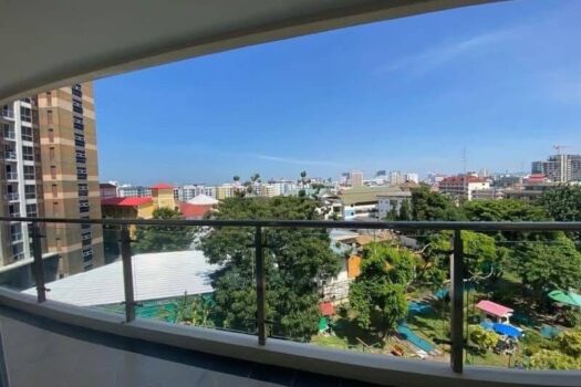 1 Bedroom Condo for Sale in Pratumnak Pattaya | Hyde Park 1 | 69 SQM