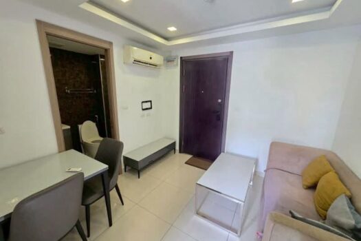1 Bedroom Condo for Sale in Pattaya | Pool View | Arcadia Continental