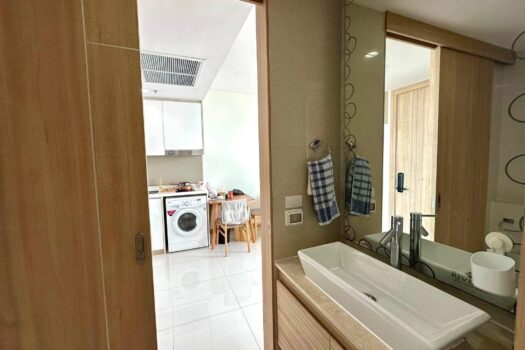 The Riviera Wongamat Condo for Rent | Sea View 1 Bedroom