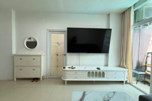 2 Bedroom Condo for Rent Pattaya | CC Condominium 1 | Pool View
