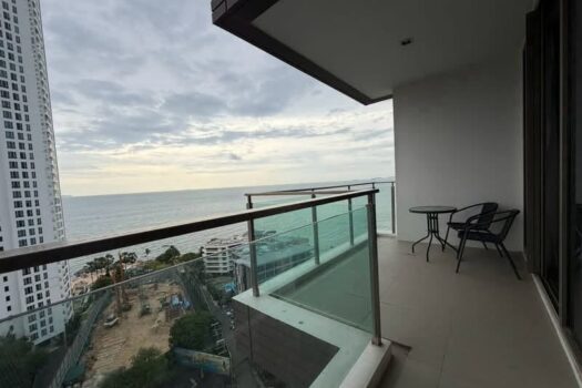 Beachfront Condo Wongamat for Sale at Baan Plai Haad